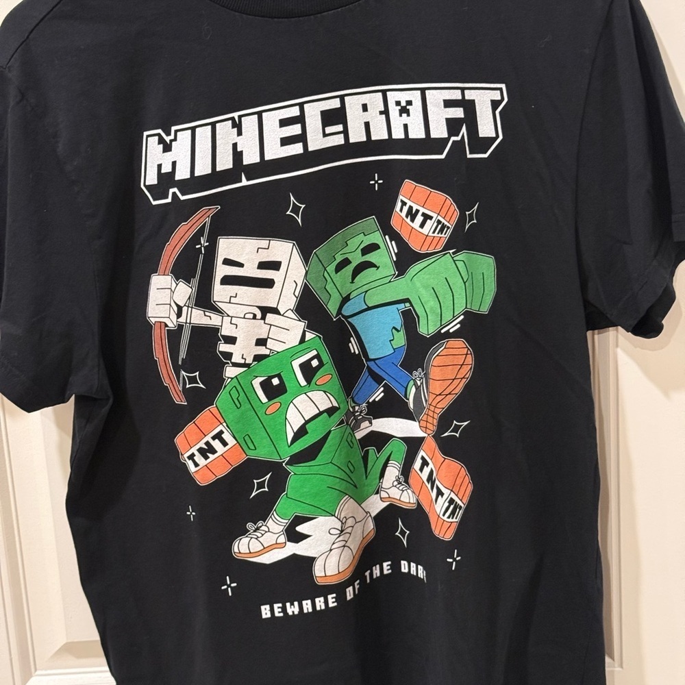Minecraft Beware of the Dark Graphic T-Shirt Black Est Adult Large - Picture 3 of 7
